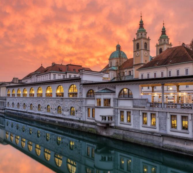 Hotel Siska Любляна Экстерьер фото