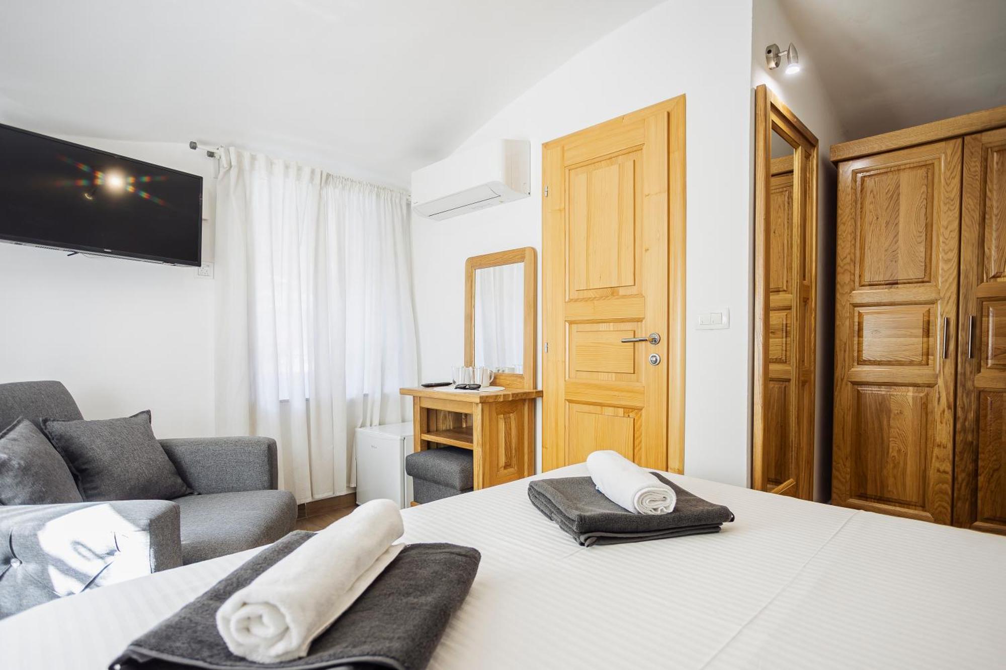 Hotel Siska Любляна Экстерьер фото